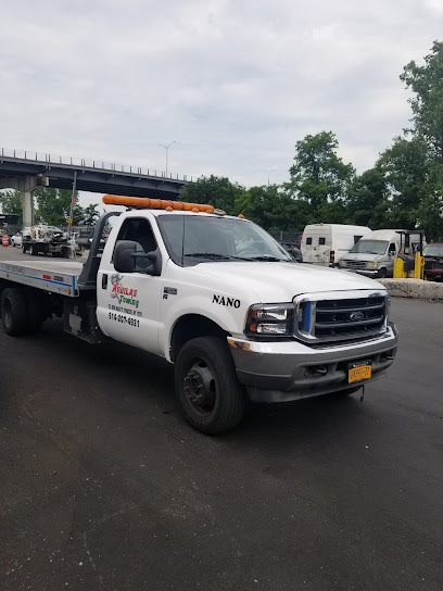 Aguilas Towing