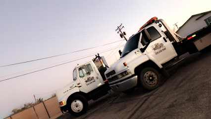 Los Plebes Towing