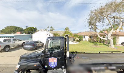 Tow Loco LLC